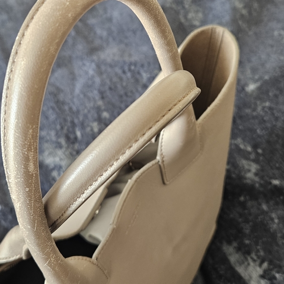 Givenchy Large   Leather Tote - Picture 10 of 11